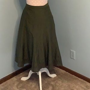 Eddie Bauer Olive Green Skirt. Size 10